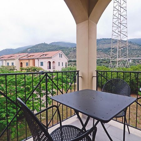 Castellaro Golf Resort Ngoại thất bức ảnh