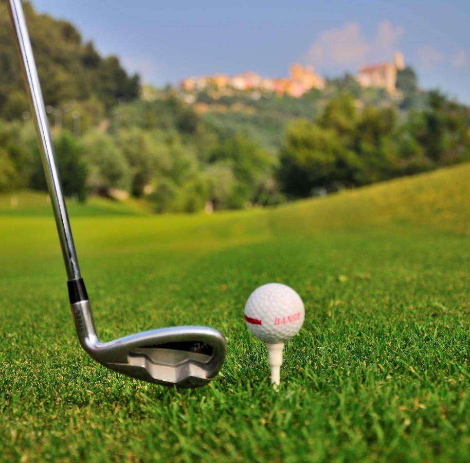 Castellaro Golf Resort Ngoại thất bức ảnh